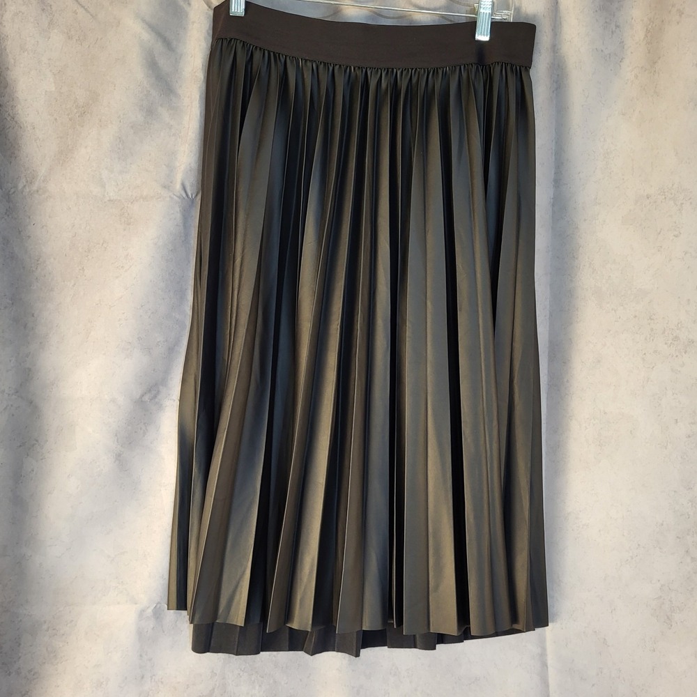 Torrid Black Sz 1 (14/16) Faux Leather Pleated Elastic Waist Full Length Skirt